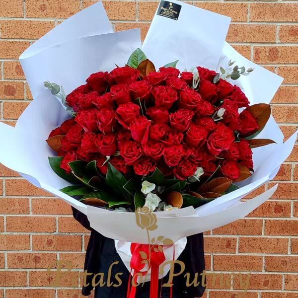 50 Red Roses